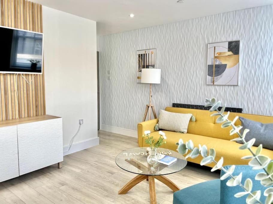 Luxury Porthcawl 1 Bedroom Apt, Prime Location Exterior foto